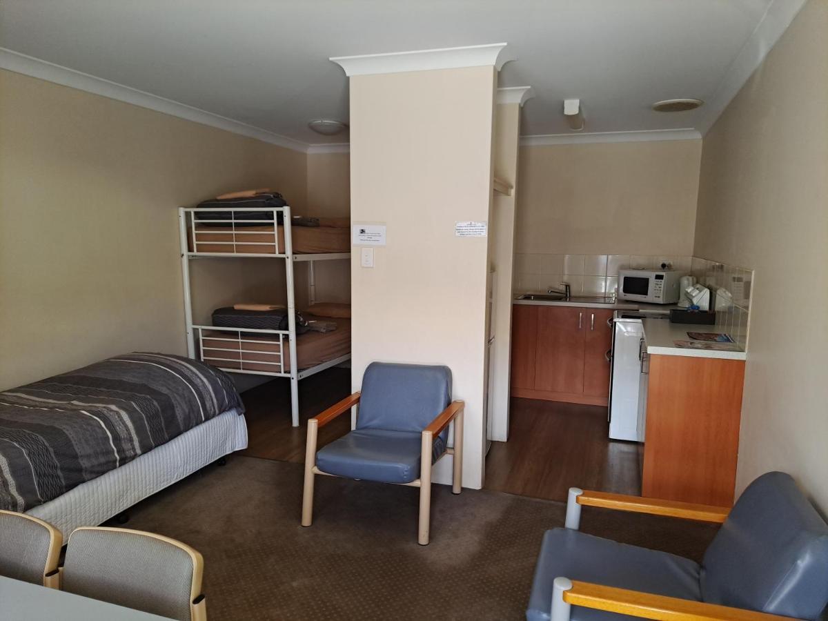 Albion Hotel Kalgoorlie Kültér fotó