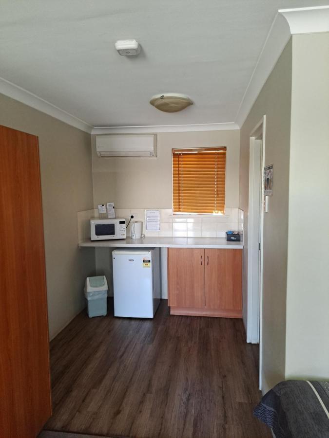 Albion Hotel Kalgoorlie Kültér fotó